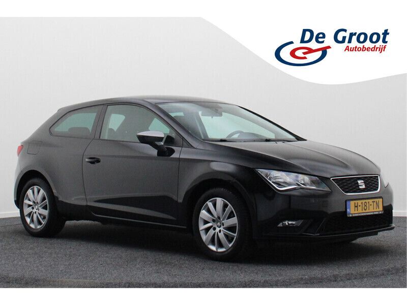 Zwart Gebruikt 2015 Seat Leon CONNECT Hatchback | € 6.950 (Goede deal) - Afbeelding 1/4