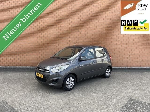 Grijs Gebruikt 2014 Hyundai i10 Hatchback | € 4.395 (Super prijs) - Afbeelding 1/4