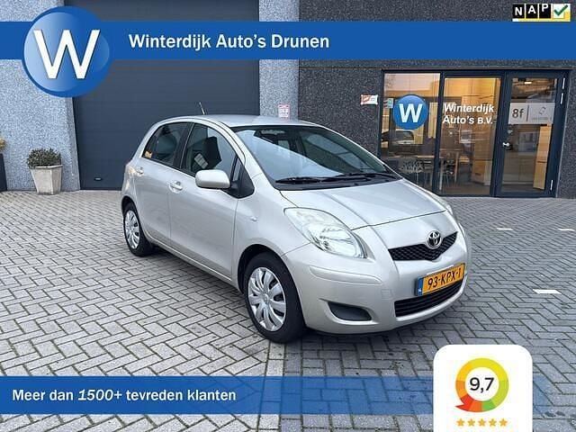 Beige Gebruikt 2010 Toyota Yaris Hatchback | € 7.250 (Eerlijke prijs) - Afbeelding 1/4
