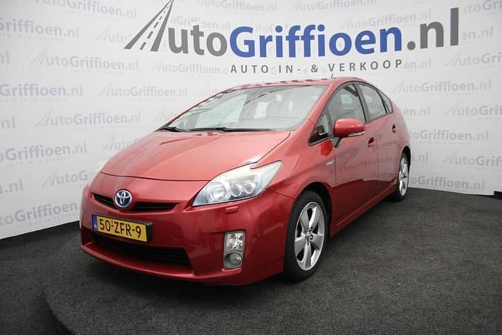 Rood Gebruikt 2010 Toyota Prius Hatchback | € 5.490 (Goede deal) - Afbeelding 1/4