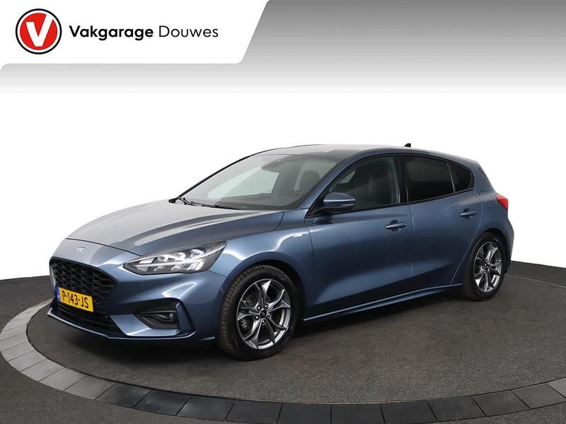 Blauw Gebruikt 2020 Ford Focus Business Edition Hatchback | € 19.450 (Iets duurder) - Afbeelding 1/4