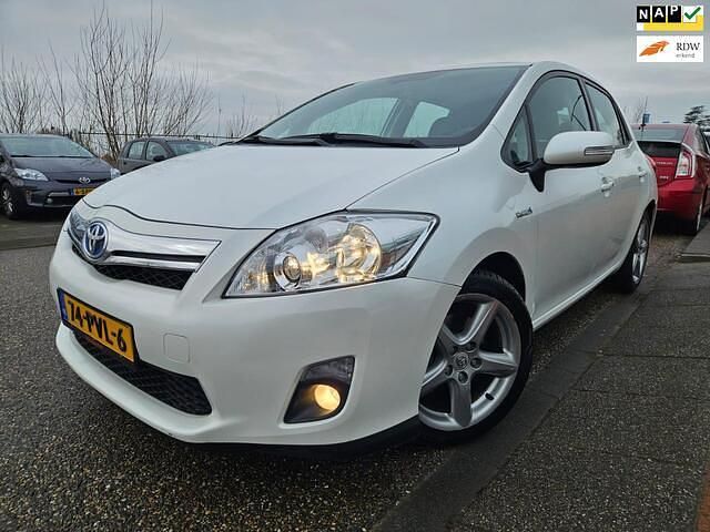 Occasion Toyota Auris Executive 99 PK (72 kW) 2011 Wit Hatchback
