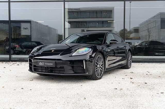 Zwart Nieuw 2025 Porsche Panamera Sedan | € 148.900 - Afbeelding 1/4