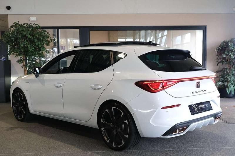 Occasion Cupra Leon VZ2 245 PK (180 kW) 2021 Wit Hatchback