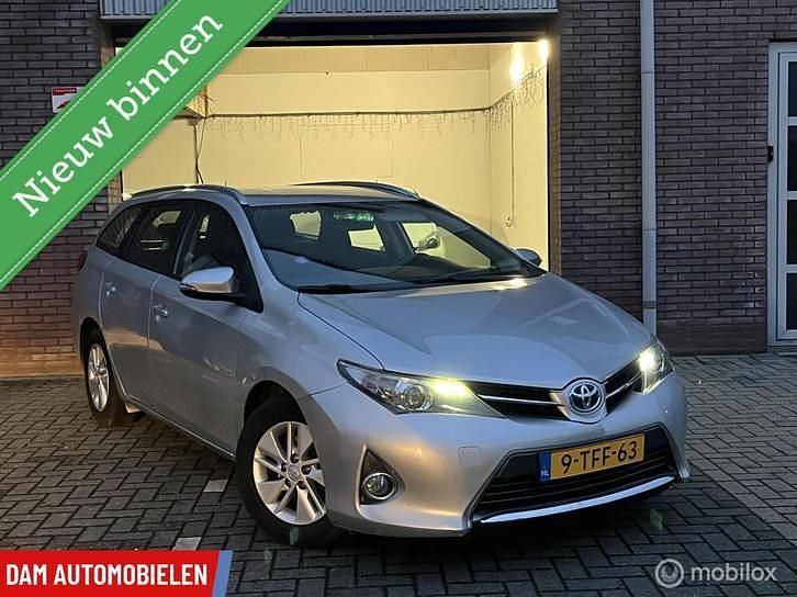 Gebruikt 2014 Toyota Auris Touring Sports Stationwagen | € 7.250 (Eerlijke prijs) - Afbeelding 1/4