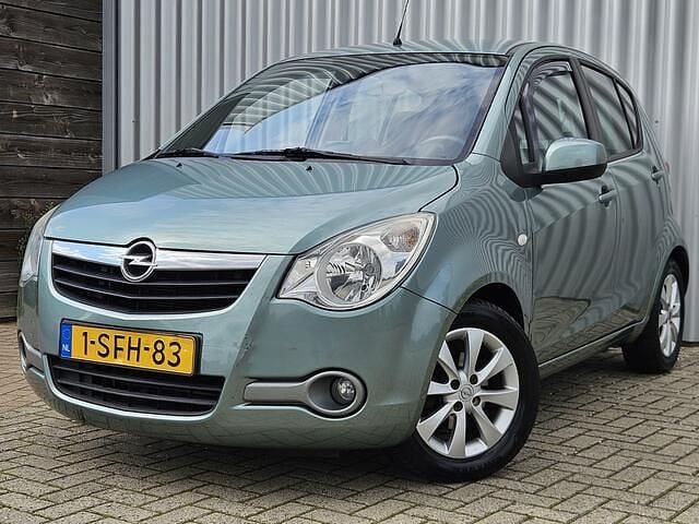 Groen Gebruikt 2013 Opel Agila Edition Hatchback | € 4.950 (Eerlijke prijs) - Afbeelding 1/4