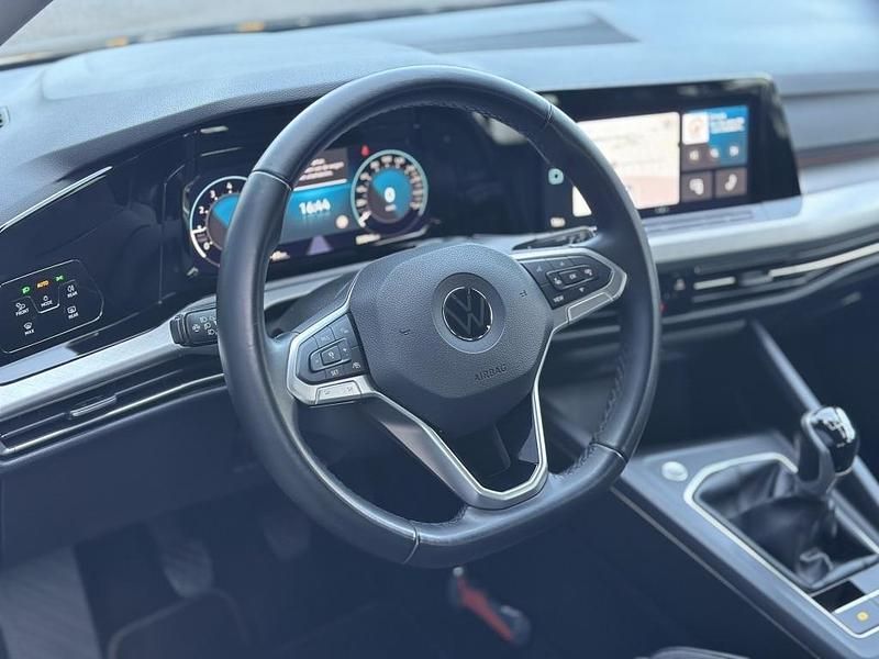 Occasion VW Golf VIII Business 131 PK (96 kW) 2021 Zwart Hatchback