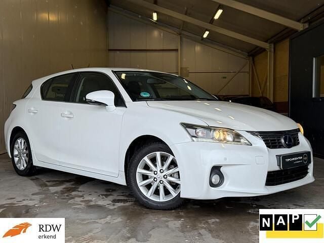 Wit Occasion 2012 Lexus CT200h Business Edition Hatchback | € 9.999 (Eerlijke prijs) - Afbeelding 1/4