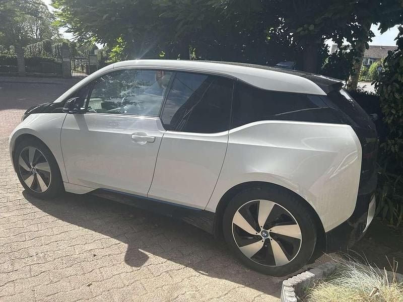 Wit Gebruikt 2017 BMW i3 Hatchback | € 7.500 (Super prijs) - Afbeelding 1/4