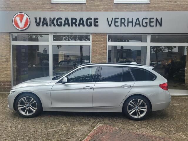 Grijs Gebruikt 2017 BMW 320 Executive Stationwagen | € 22.450 (Eerlijke prijs) - Afbeelding 1/4
