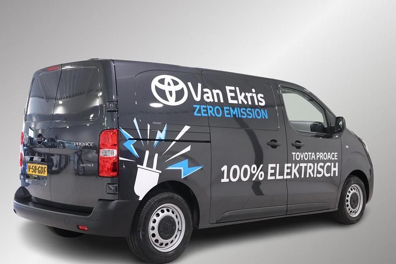 Occasion Toyota Proace 100 kW (136 PK) 2025 Grijs MPV