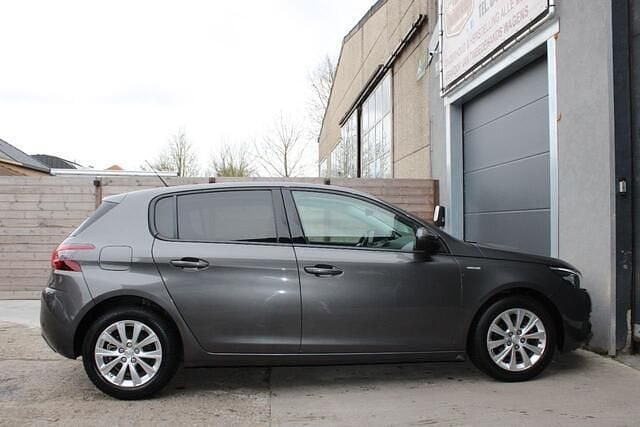 Occasion Peugeot 308 Style 110 PK (80 kW) 2018 Grijs Hatchback