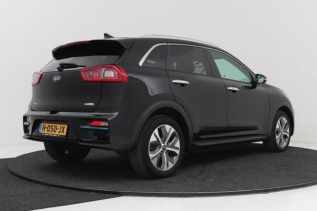 Zwart (metallic) Gebruikt 2020 Kia e-Niro SUV | € 18.599 (Super prijs) - Afbeelding 1/2