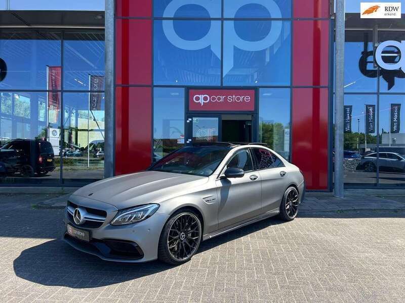 Zwart Gebruikt 2016 Mercedes C63 AMG AMG Sedan | € 42.999 (Iets duurder) - Afbeelding 1/4