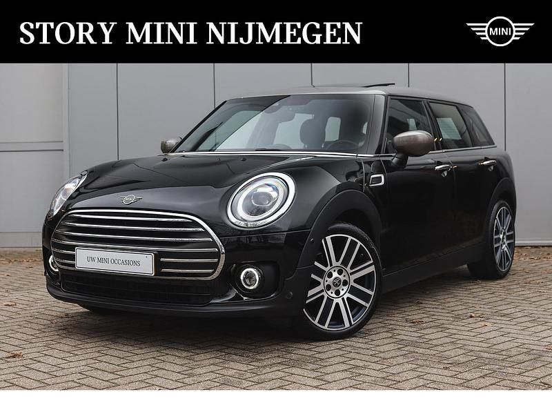 Zwart Occasion 2020 Mini Cooper Clubman Comfort Stationwagen | € 24.950 (Iets duurder) - Afbeelding 1/4