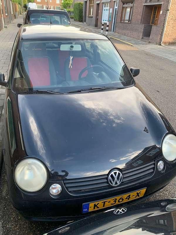 Zwart Gebruikt 2002 VW Lupo Comfortline Hatchback | € 699 (Goede deal) - Afbeelding 1/4