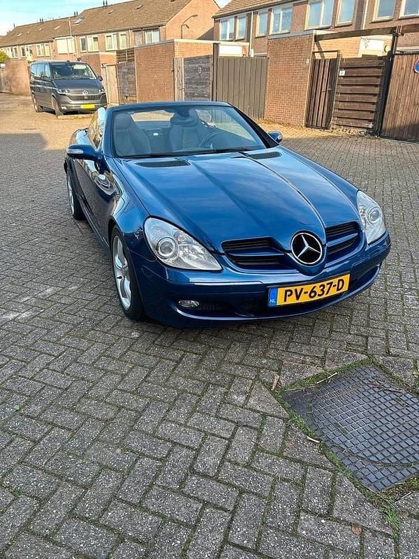 Gebruikt 2004 Mercedes SLK200 Cabriolet | € 6.350 (Eerlijke prijs) - Afbeelding 1/4