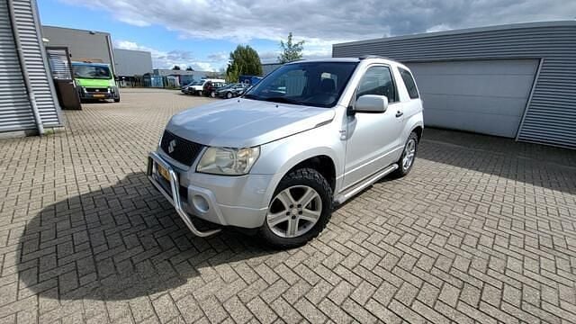 Grijs Gebruikt 2006 Suzuki Grand Vitara Exclusive SUV | € 7.000 (Duur) - Afbeelding 1/4