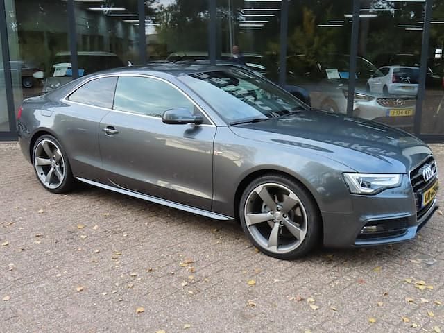 Occasion Audi A5 S-Line 170 PK (125 kW) 2015 Grijs Coupé