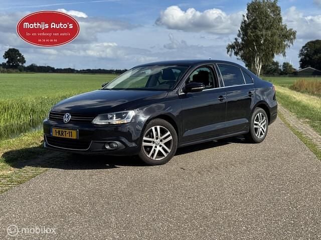Zwart Gebruikt 2013 VW Jetta Comfortline Sedan | € 5.750 (Eerlijke prijs) - Afbeelding 1/4
