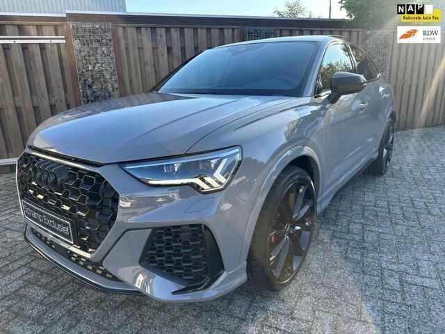 Grijs Gebruikt 2021 Audi RS Q3 Sportback SUV | € 73.950 (Iets duurder) - Afbeelding 1/4