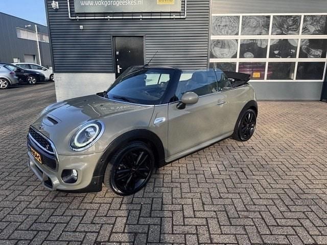 Grijs Occasion 2018 Mini Cooper S Cabriolet Cabriolet | € 22.950 (Goede deal) - Afbeelding 1/4