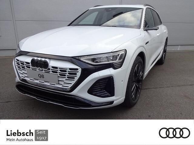 Wit Gebruikt 2023 Audi Q8 e-tron S-Line SUV | € 70.239 (Eerlijke prijs) - Afbeelding 1/4