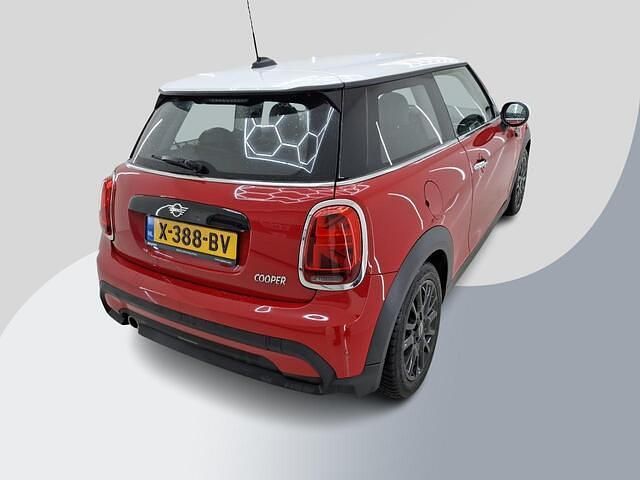 Occasion Mini Cooper 136 PK (100 kW) 2023 Rood Hatchback