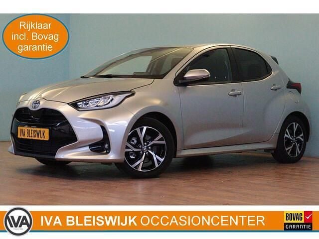 Grijs Occasion 2025 Toyota Yaris Edition Hatchback | € 24.899 (Goede deal) - Afbeelding 1/3