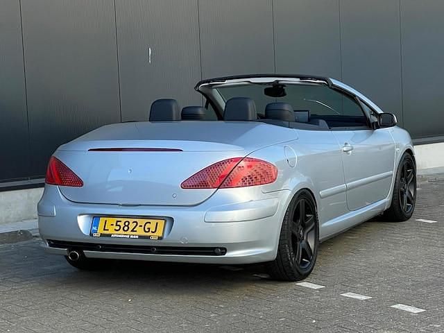 Occasion Peugeot 307 CC 177 PK (130 kW) 2005 Grijs Cabriolet