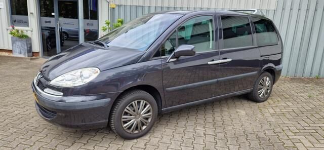 Grijs Gebruikt 2007 Peugeot 807 MPV | € 3.550 - Afbeelding 1/4