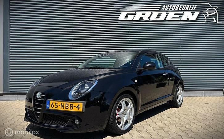 Zwart Gebruikt 2010 Alfa Romeo MiTo Hatchback | € 3.750 (Eerlijke prijs) - Afbeelding 1/4