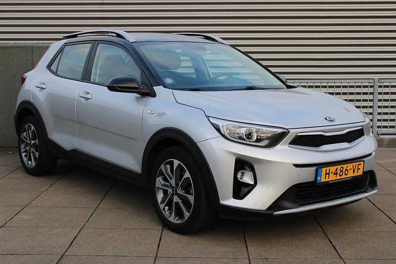 Occasion Kia Stonic 101 PK (74 kW) 2020 Grijs SUV