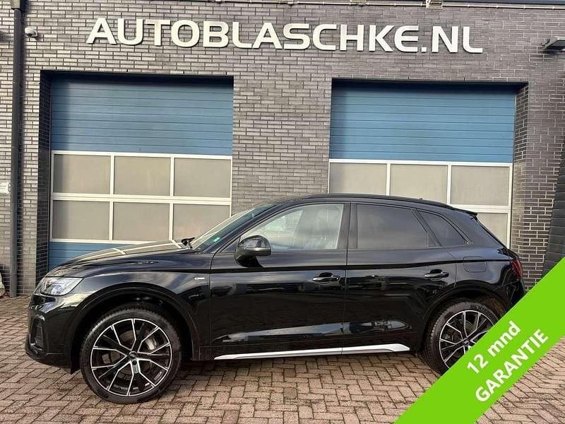 Zwart (metallic) Occasion 2022 Audi Q5 S-Line SUV | € 41.995 (Goede deal) - Afbeelding 1/4