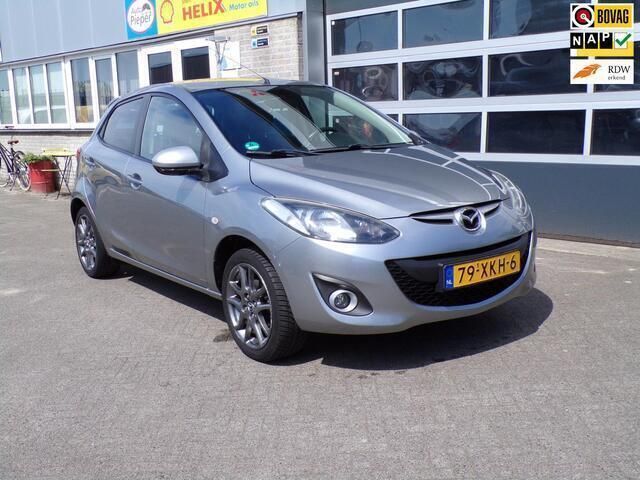 Grijs Gebruikt 2012 Mazda 2 Hatchback | € 3.850 (Eerlijke prijs) - Afbeelding 1/4