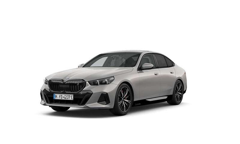 Grijs Nieuw 2025 BMW i5 M Sport Sedan | € 82.672 (Iets duurder) - Afbeelding 1/4