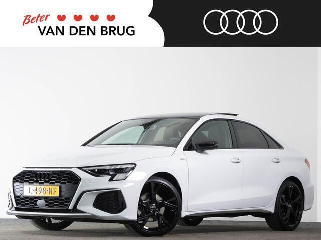 Wit Gebruikt 2021 Audi A3 S-Line Sedan | € 32.900 (Duur) - Afbeelding 1/4