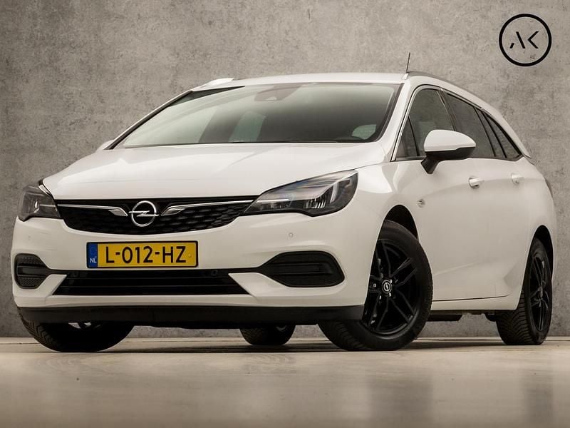 Wit Gebruikt 2021 Opel Astra Elegance Stationwagen | € 15.445 (Goede deal) - Afbeelding 1/4