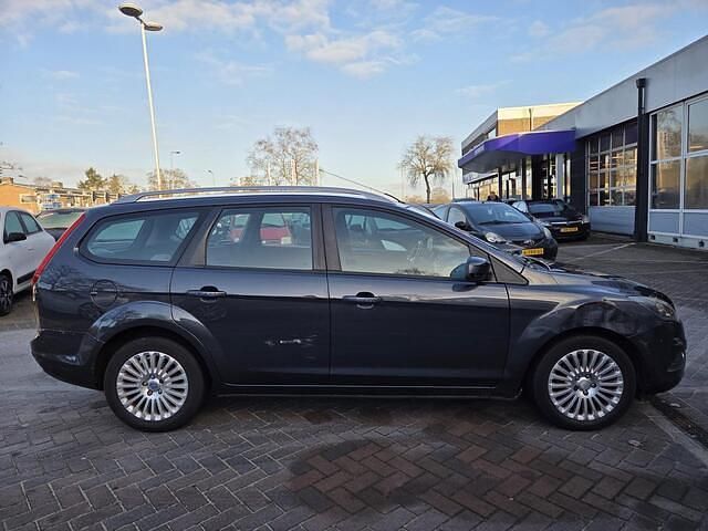 Occasion Ford Focus Titanium 101 PK (74 kW) 2008 Grijs (metallic) Stationwagen