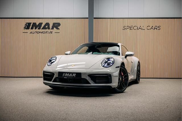 Grijs Gebruikt 2023 Porsche 911 Carrera 4 GTS Coupé | € 209.950 (Duur) - Afbeelding 1/4