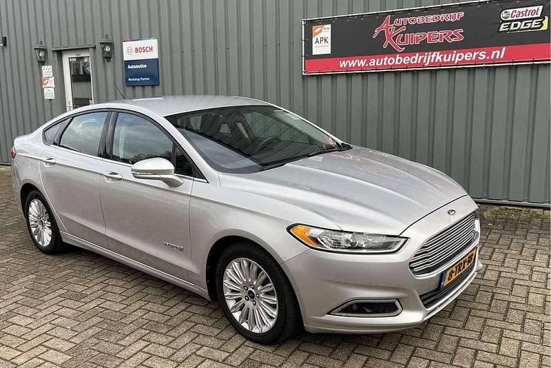 Occasion Ford Mondeo Titanium 2013 Grijs (metallic) Sedan