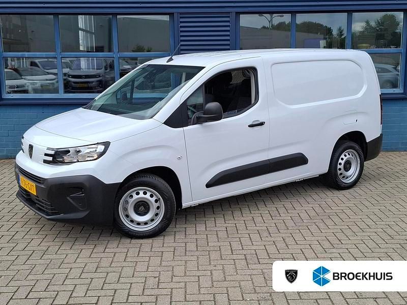 Wit Gebruikt 2024 Peugeot Partner MPV | € 20.722 - Afbeelding 1/4