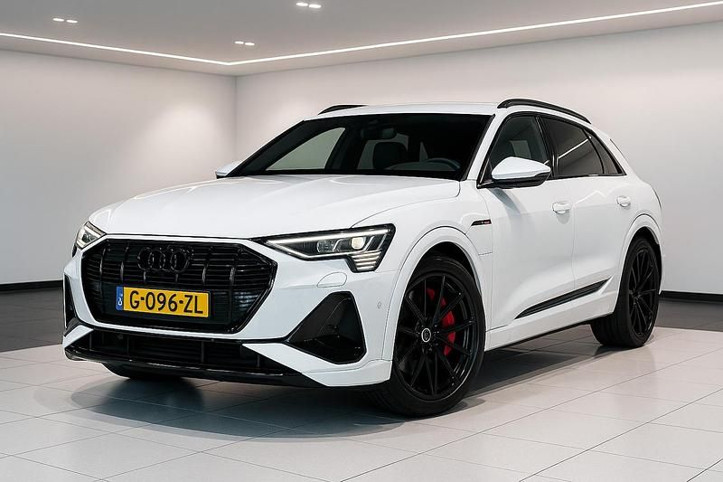 Wit Gebruikt 2019 Audi e-tron S-Line SUV | € 29.950 (Duur) - Afbeelding 1/4