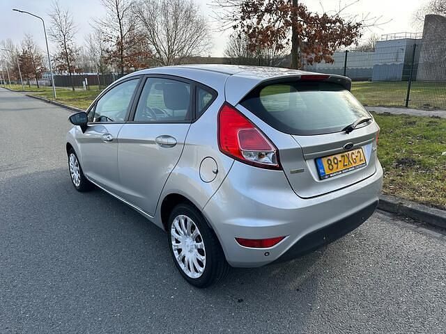 Occasion Ford Fiesta 65 PK (47 kW) 2013 Grijs Hatchback
