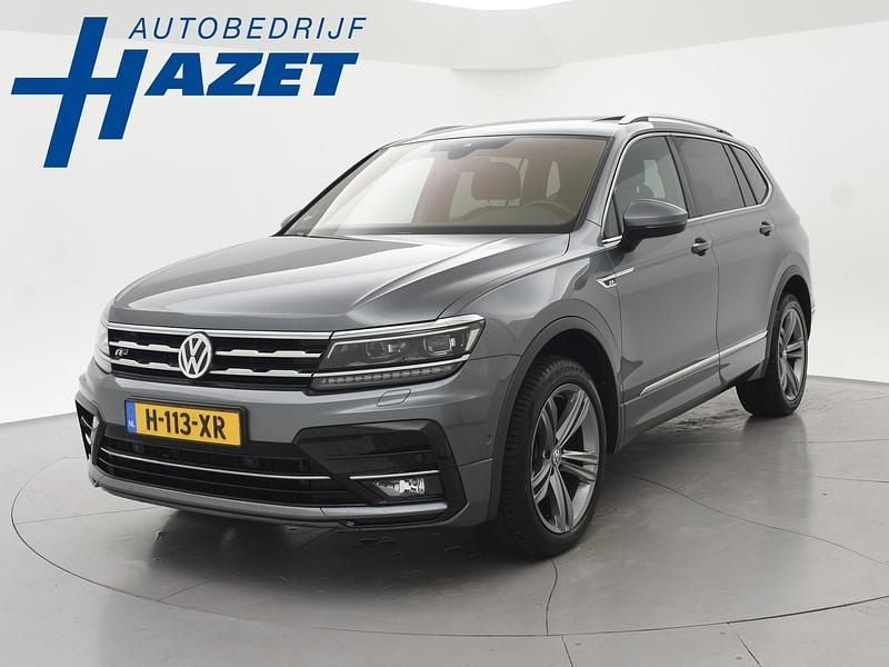 Grijs Gebruikt 2020 VW Tiguan R-line Plus SUV | € 31.950 (Eerlijke prijs) - Afbeelding 1/4