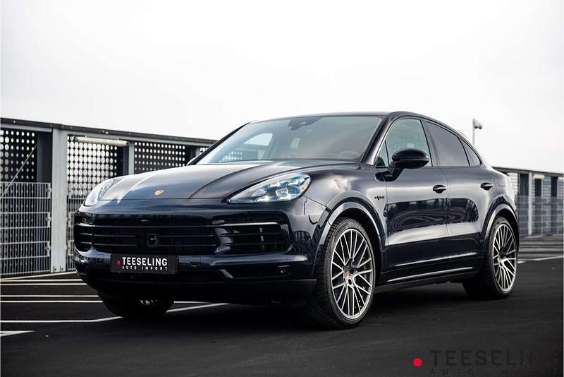Blauw Gebruikt 2022 Porsche Cayenne Platinum Edition SUV | € 92.950 (Duur) - Afbeelding 1/4