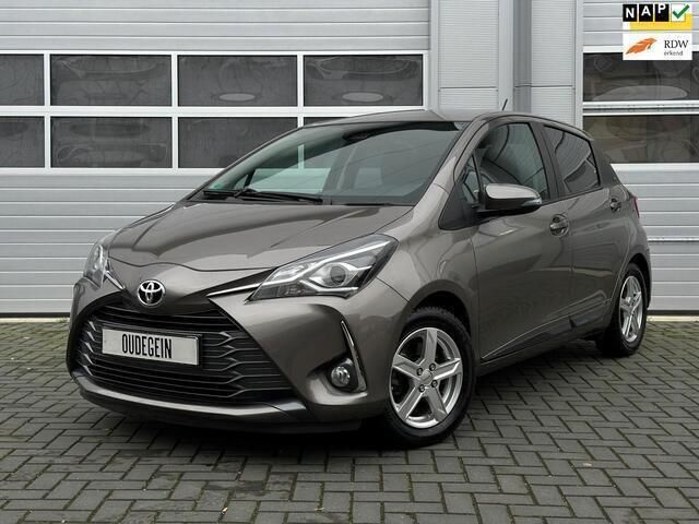 , metallic lak Gebruikt 2019 Toyota Yaris Edition Hatchback | € 13.950 (Super prijs) - Afbeelding 1/4