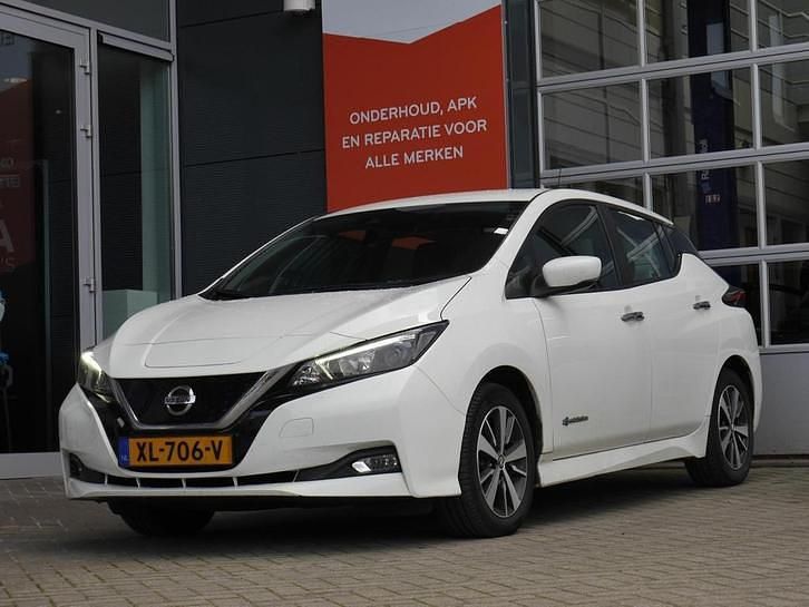 Wit Gebruikt 2019 Nissan Leaf Acenta Hatchback | € 12.945 (Eerlijke prijs) - Afbeelding 1/1