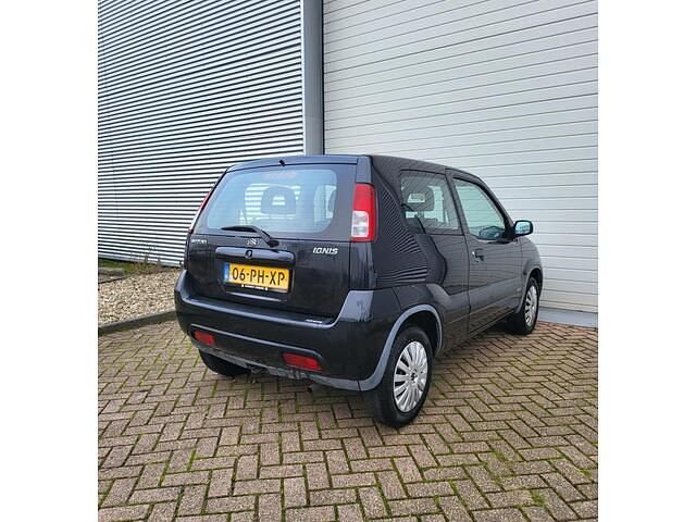 Occasion Suzuki Ignis GL 83 PK (61 kW) 2004 Zwart Hatchback