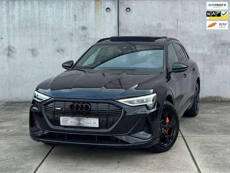 Zwart, metallic lak Gebruikt 2019 Audi e-tron S-Line SUV | € 24.950 (Iets duurder) - Afbeelding 1/4